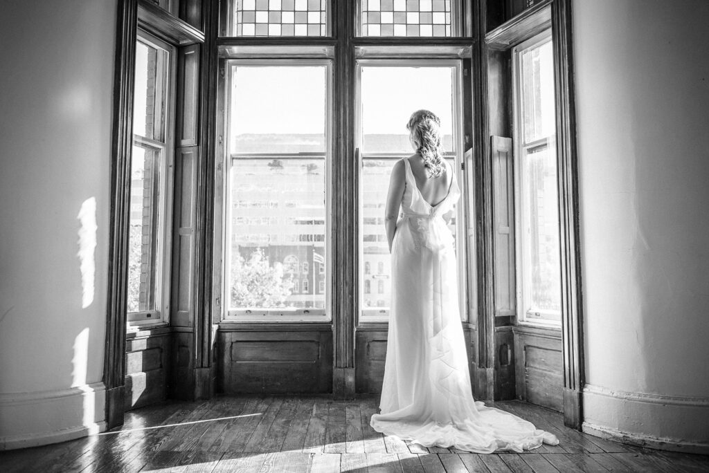 Casmoe-Photography-Home-Wall-3BW